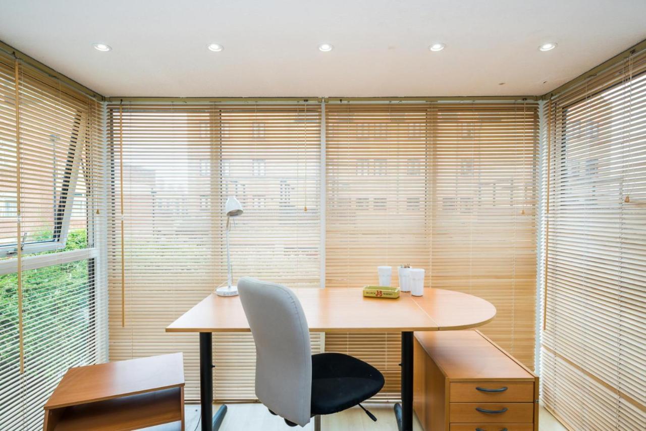 Modern 4 Bedroom Terraced House By The Thames Apartament Londra